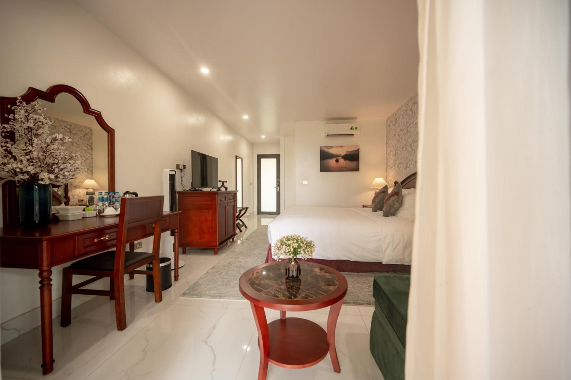 Khach San Son Nu Hotel Bac Kan Exterior foto
